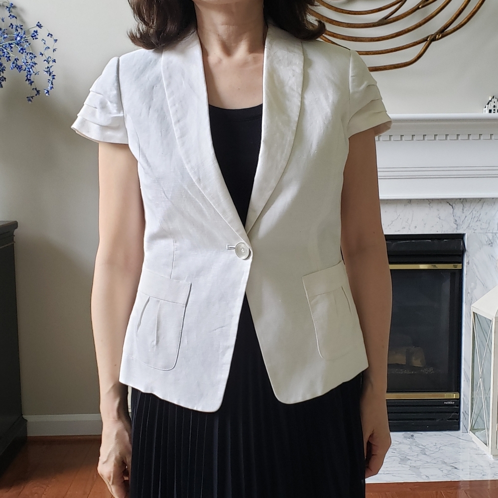 The Limited Linen Cap Sleeve Blazer in Off White - Sz XS